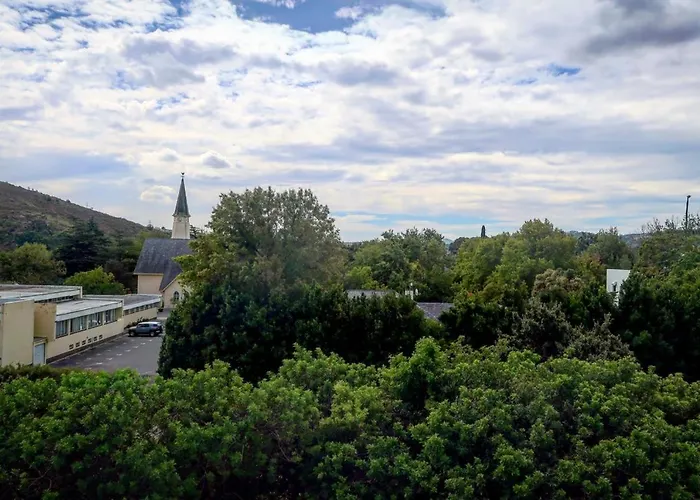 Quiet Hidden Gem In Historic Stellenbosch